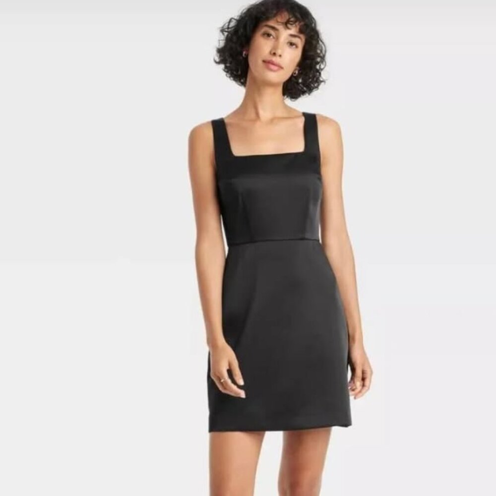 NWT women’s little black mini dress size 10